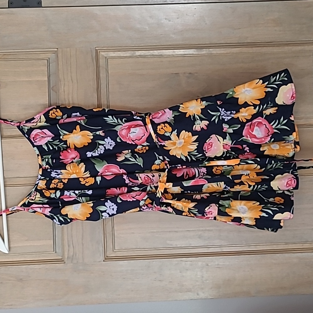 Pink Lily Let's Go Back Navy Blue Floral Moni Dress. Size small.